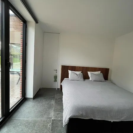 別荘 Zotte Garnaal コクセッド